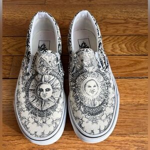 Vans Classic Slip-On Ouroboros Celestial Sun & Moon Sneakers Women’s size 7